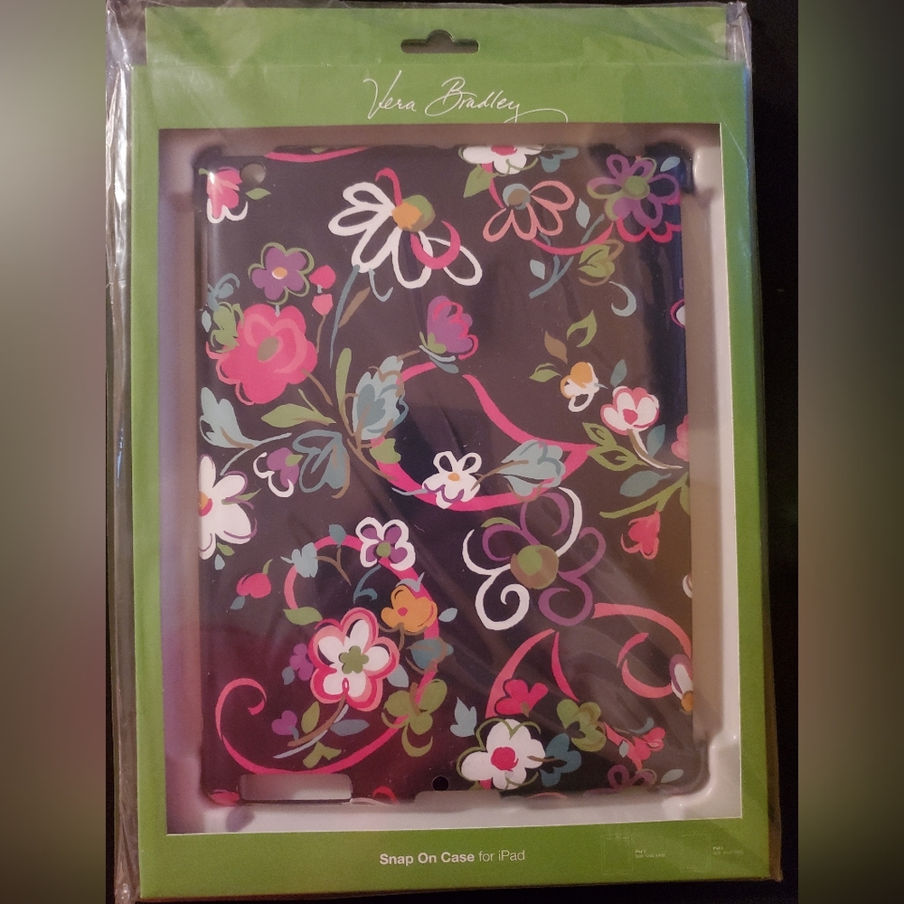 VERA BRADLEY RIBBONS SNAP ON CASE FOR IPAD 2 AND 3 NWT